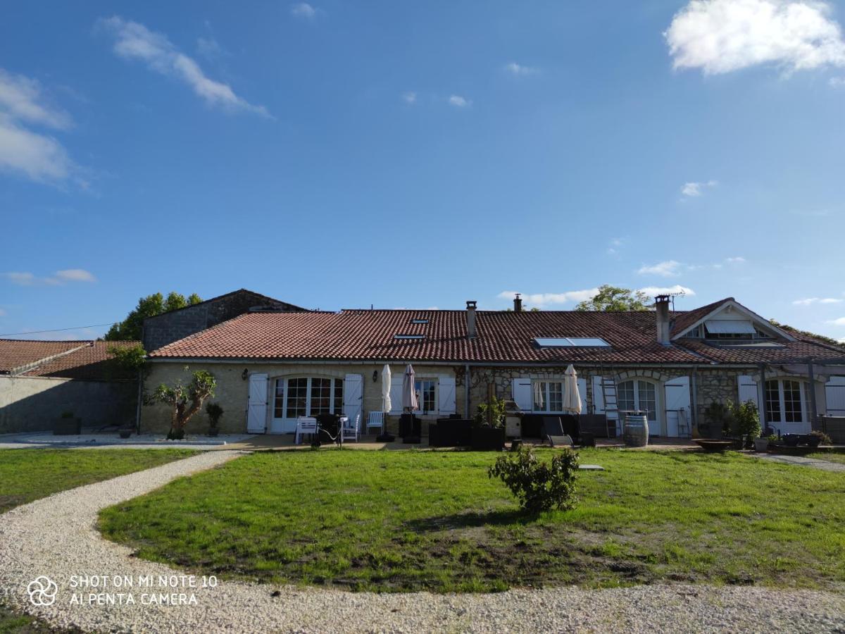 Domaine Des Pres De Joussac - Protocole Sanitaire Strict Villa Jau-Dignac-et-Loirac Ngoại thất bức ảnh