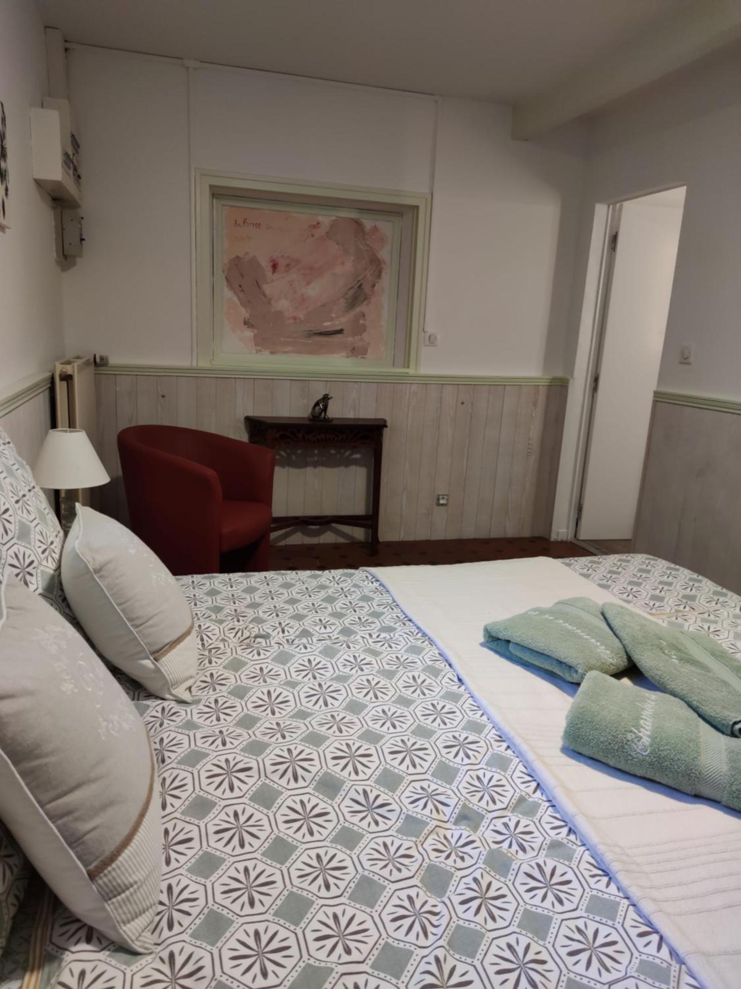 Domaine Des Pres De Joussac - Protocole Sanitaire Strict Villa Jau-Dignac-et-Loirac Ngoại thất bức ảnh