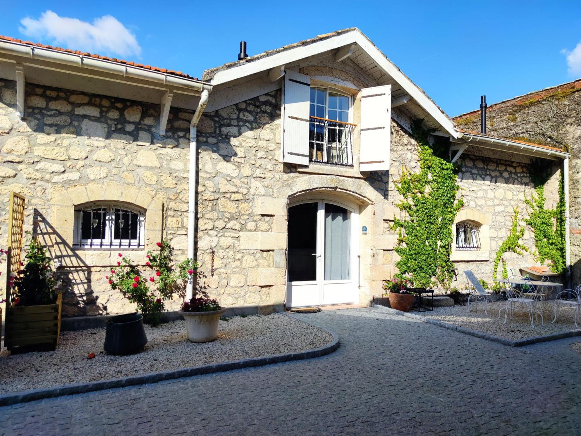 Domaine Des Pres De Joussac - Protocole Sanitaire Strict Villa Jau-Dignac-et-Loirac Ngoại thất bức ảnh